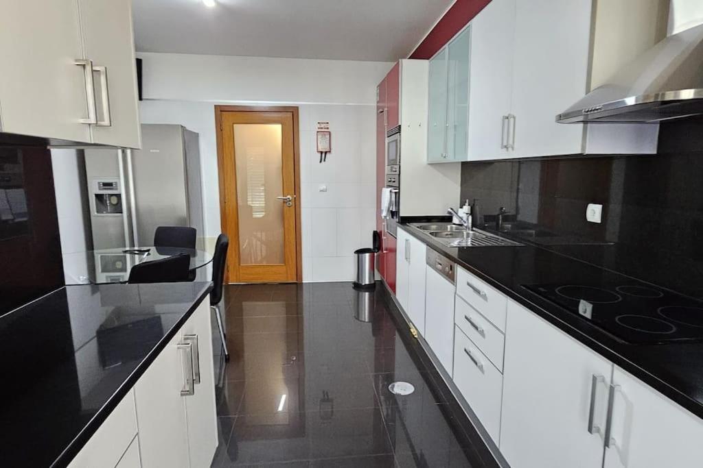 Apartamento Vista Mar - Ac, Pool & Gym Funchal  Exterior foto