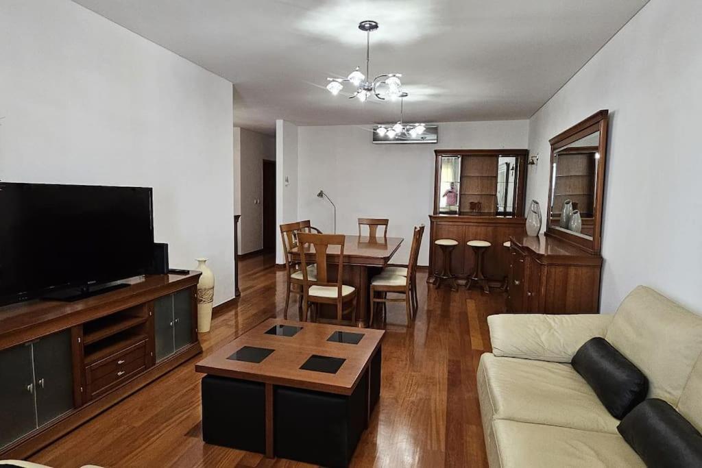 Apartamento Vista Mar - Ac, Pool & Gym Funchal  Exterior foto